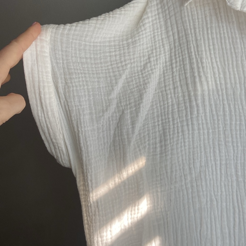 Universal Thread Cream Textured Coverup - image 8